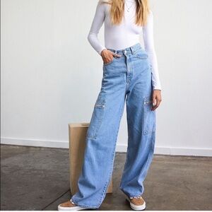 NWOT HEMMED Levi High Loose Cargo Jeans